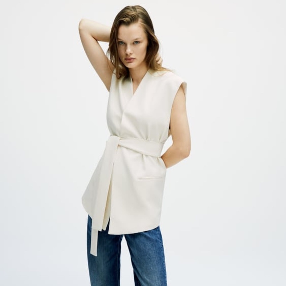 Zara Oversized Belted Vest in Ecru, Size XS-S (Like New)